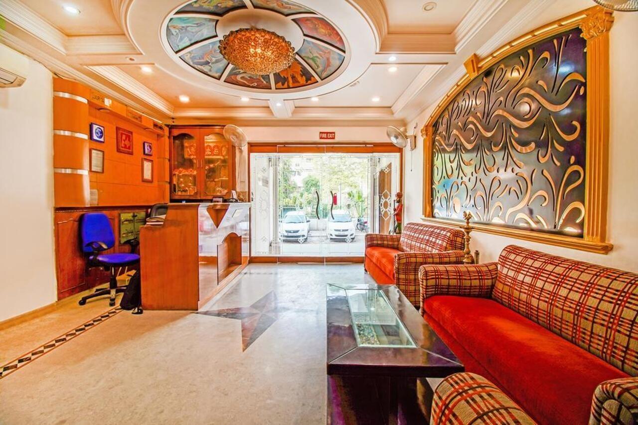 Fabhotel Ashu Palace Karol Bagh Делхи Екстериор снимка