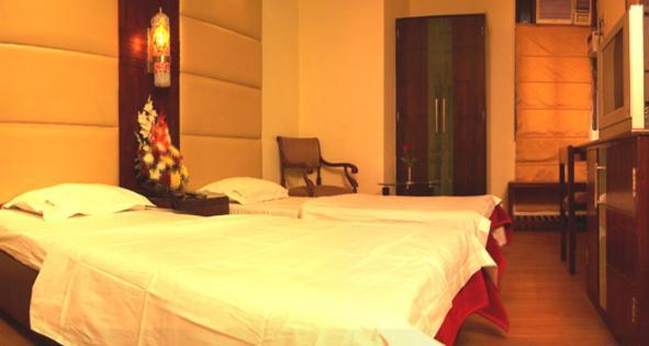 Fabhotel Ashu Palace Karol Bagh Делхи Стая снимка